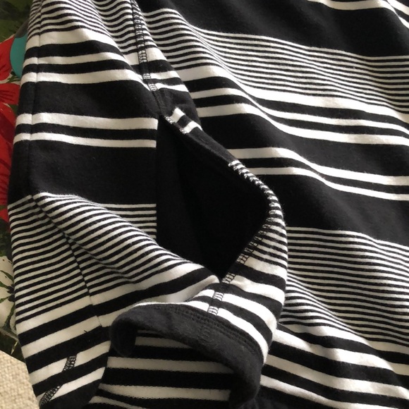 Talbots Women’s Half Zip Pullover - Picture 7 of 7